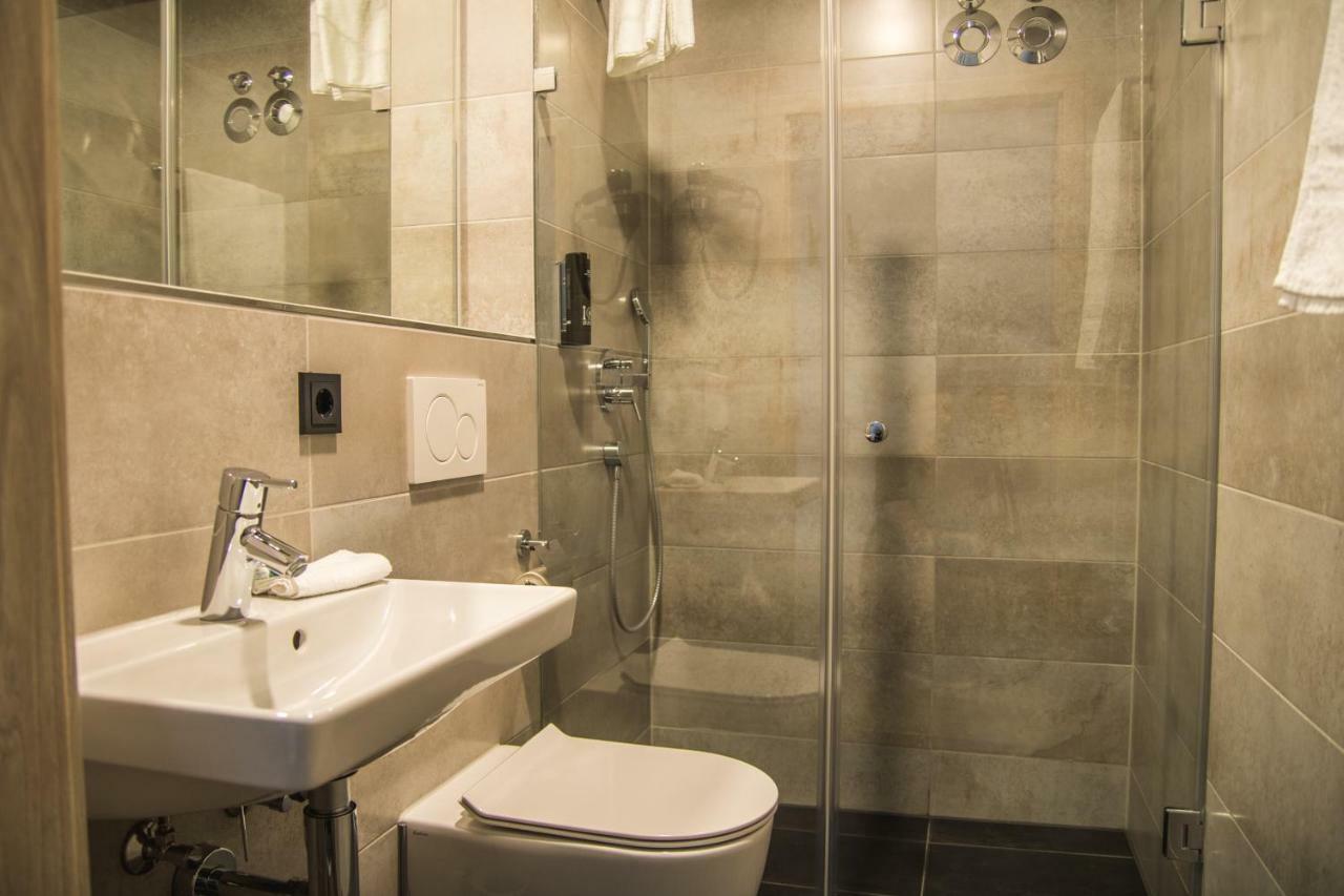 Hayta Hotel Stuttgart Airport Messe Leura Extérieur photo
